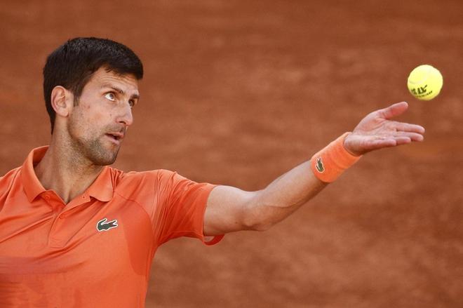 乐鱼app-老鹰带队取胜！，德约科维奇重要时刻出色防守气势如虹延续-乐鱼app