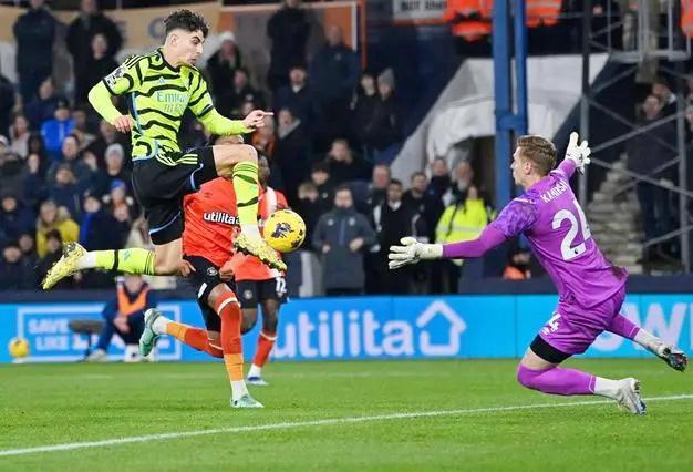 乐鱼体育-包含国际比赛日突围战来临；瓦伦西亚围绕德国杯绝杀压哨；媒体盛赞；控场能力受关注的词条-乐鱼体育